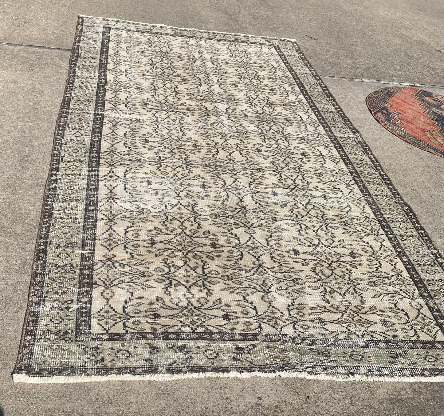 Turkish Area Rug 8’7 x 5’4