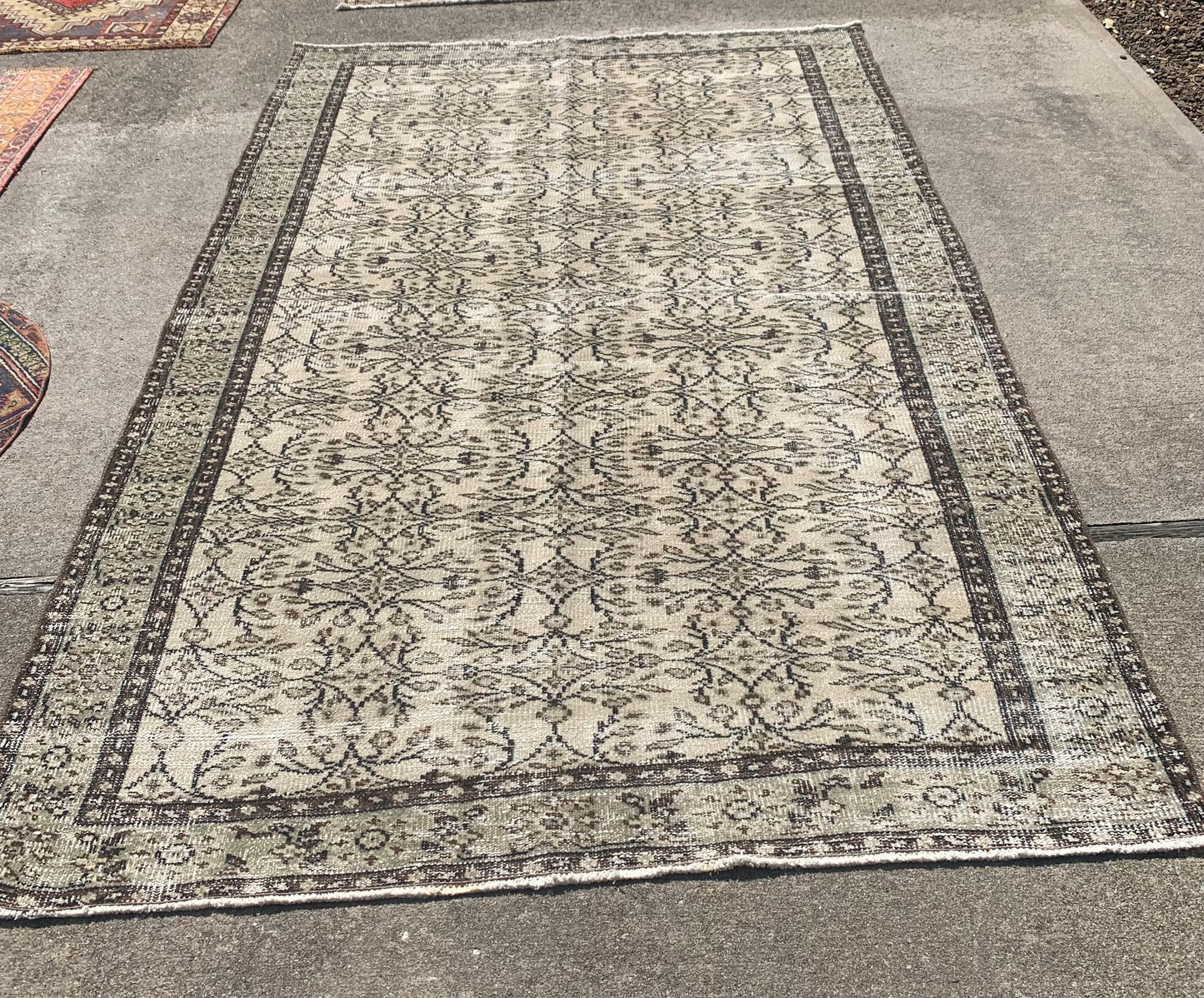 Turkish Area Rug 8’7 x 5’4