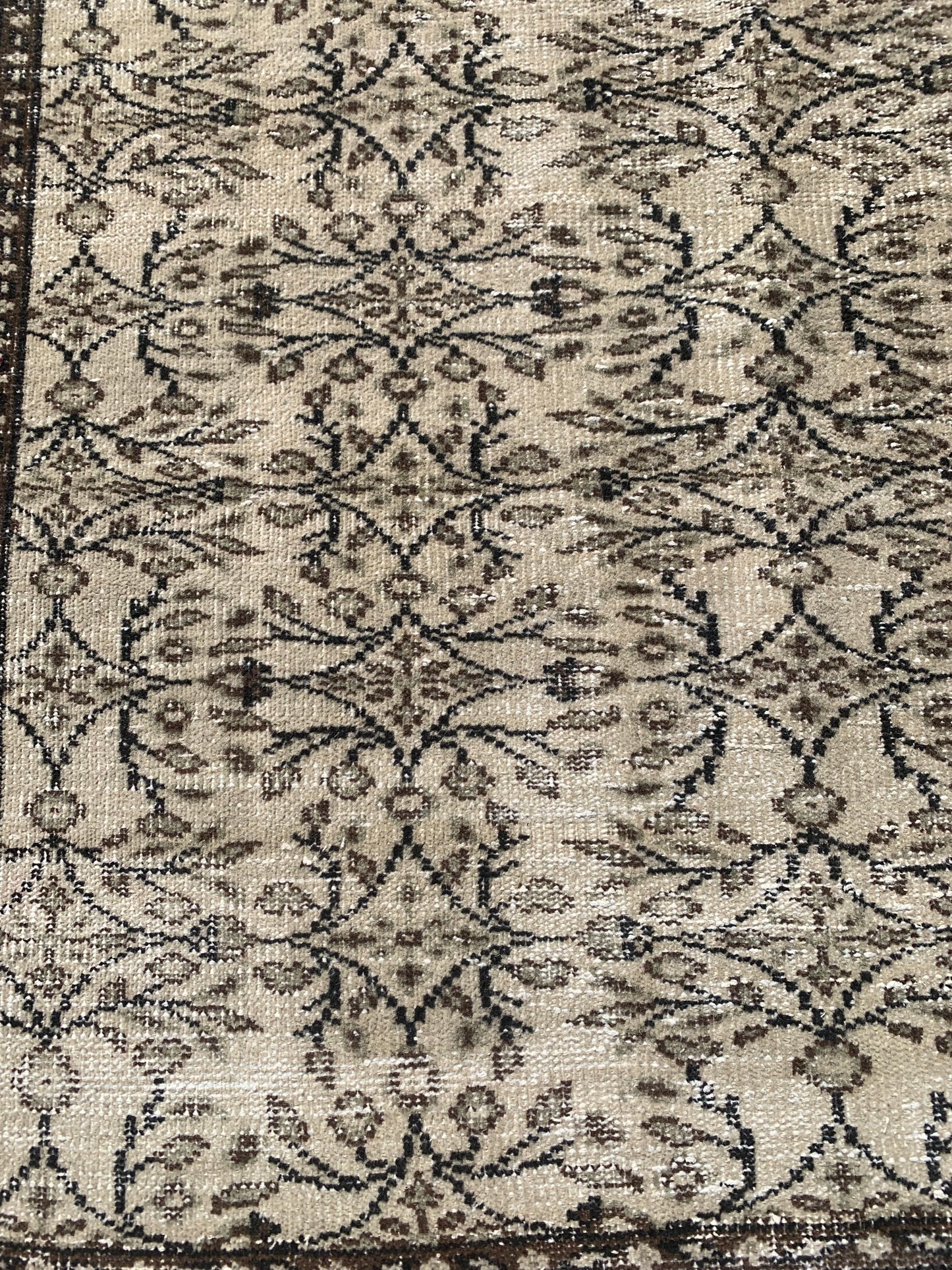 Turkish Area Rug 8’7 x 5’4