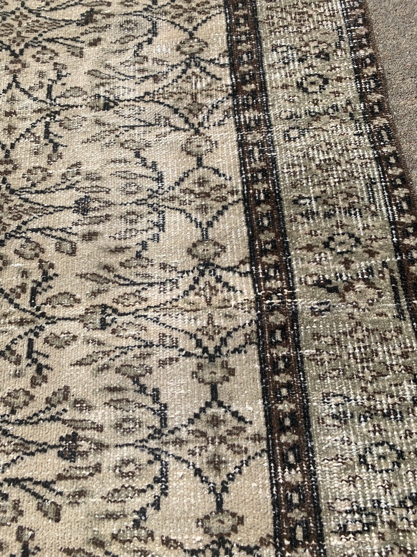 Turkish Area Rug 8’7 x 5’4