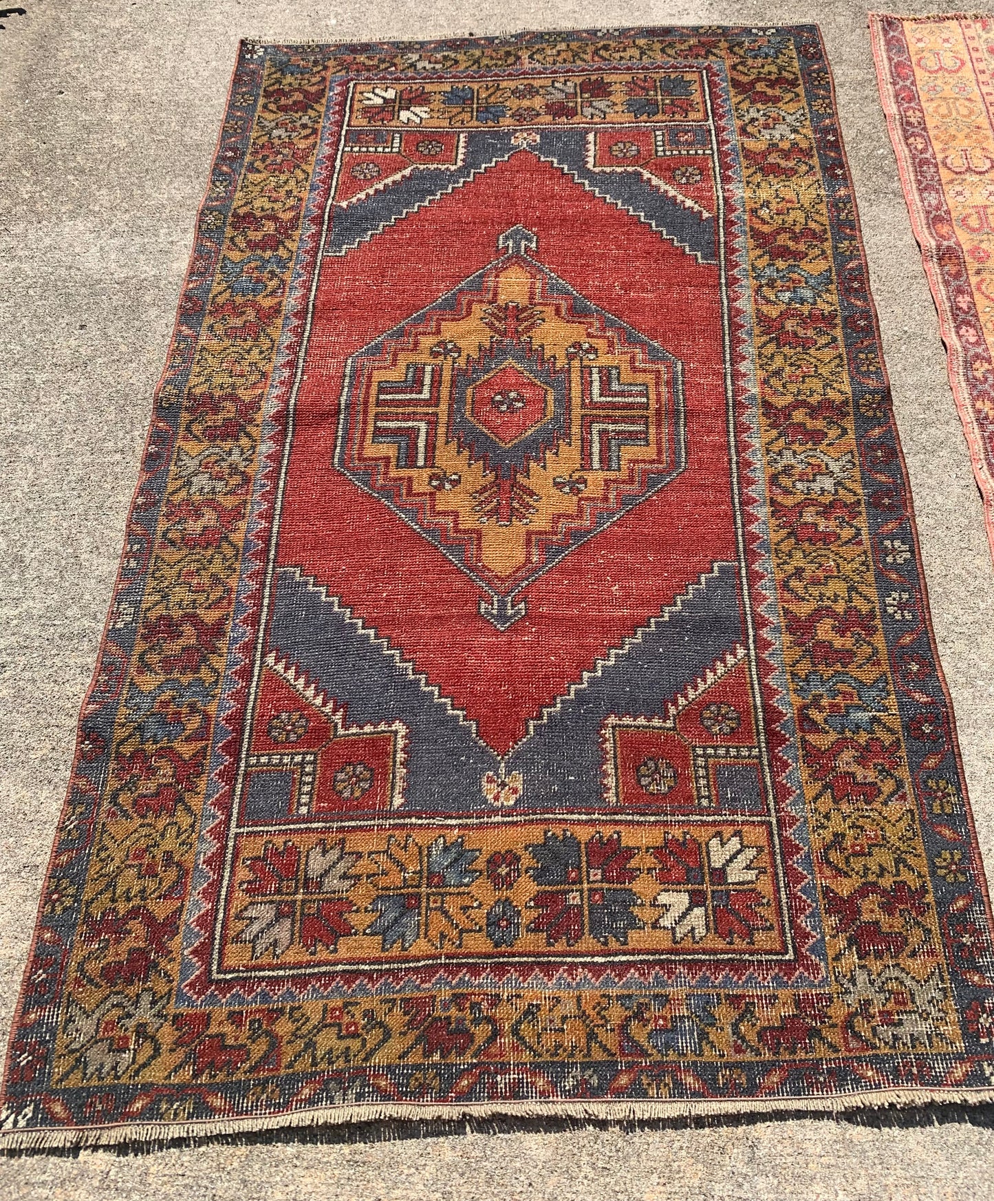 Turkish Area Rug 5’10 x 3’6