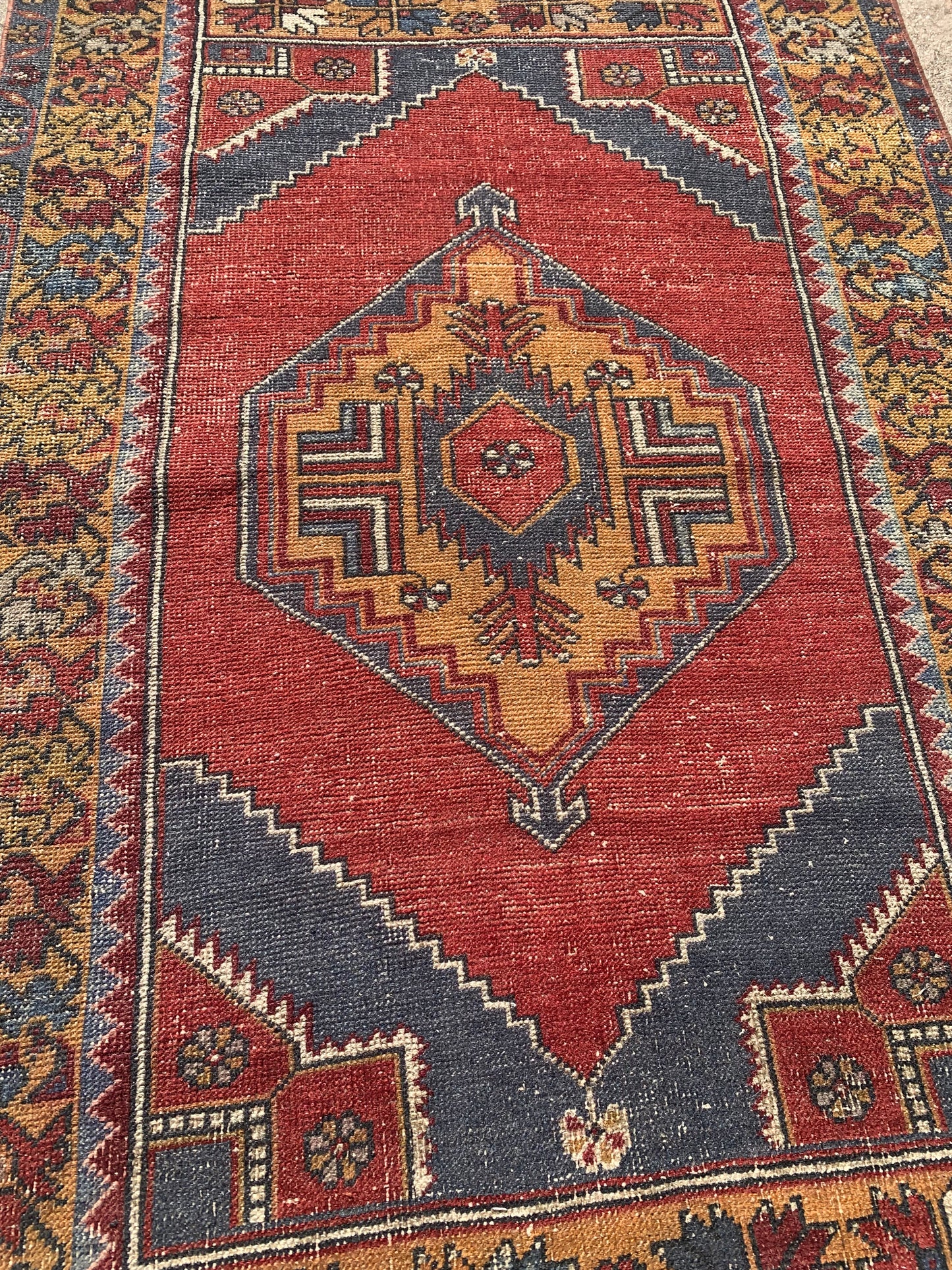 Turkish Area Rug 5’10 x 3’6