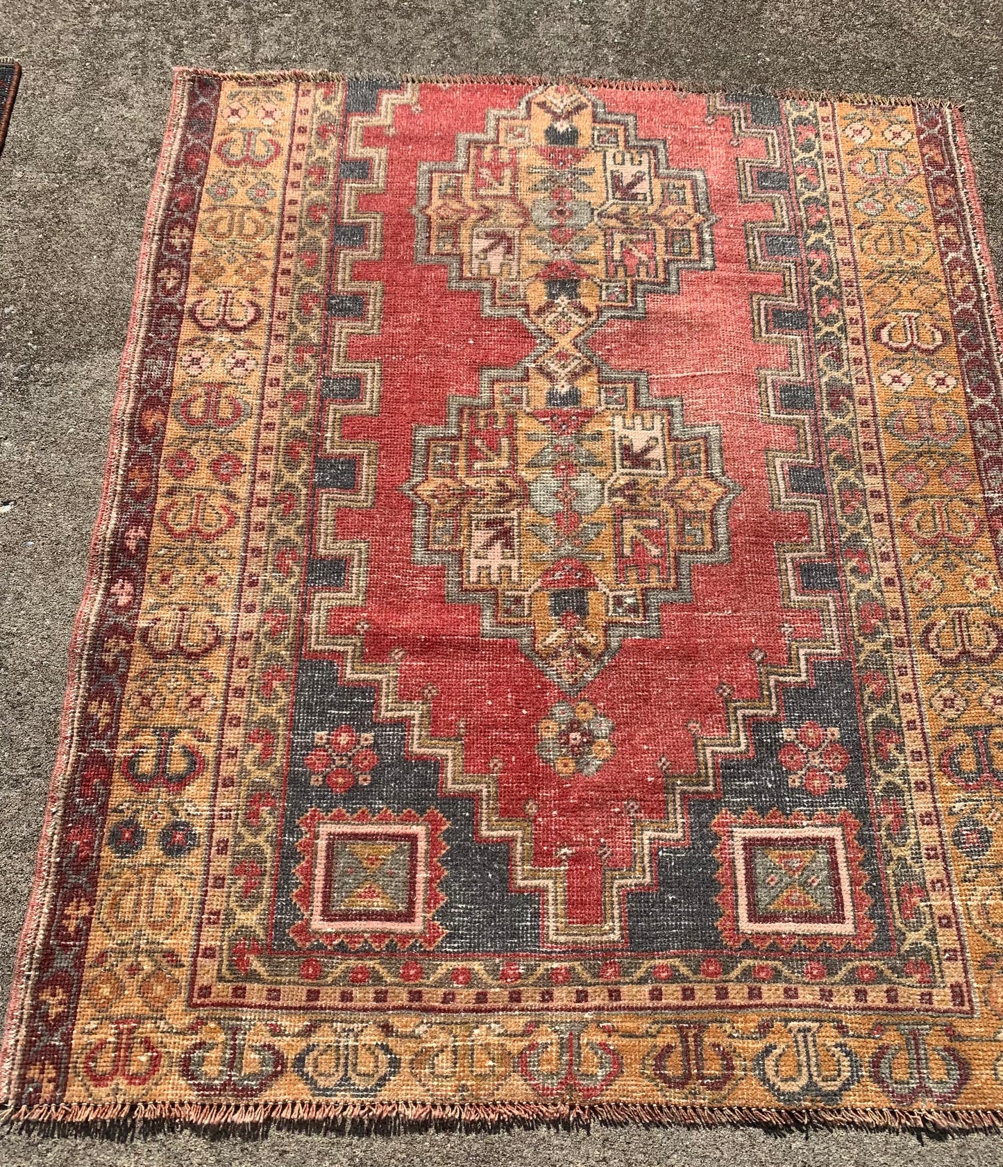 Turkish Rug 4’2 x 3’7