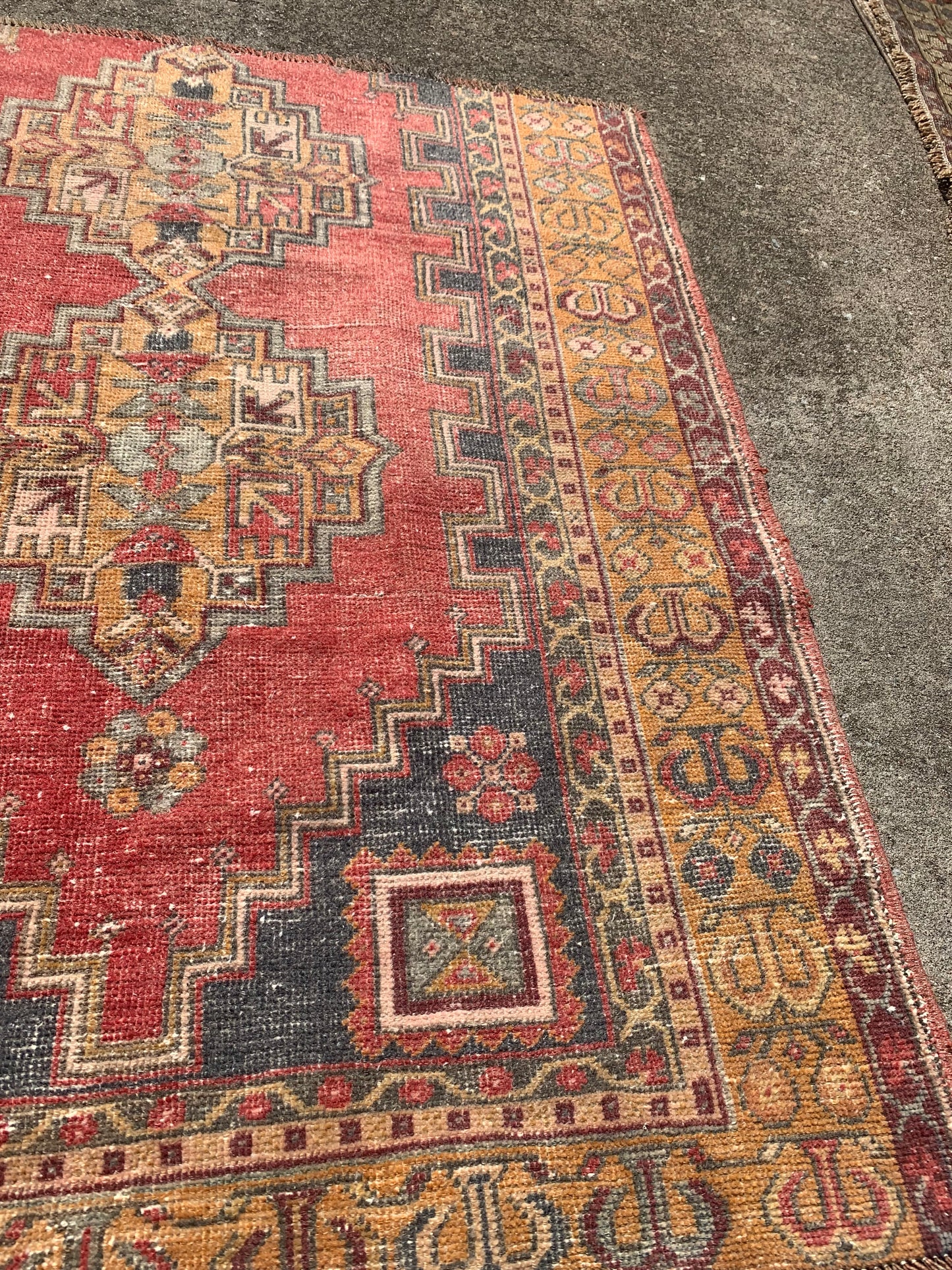 Turkish Rug 4’2 x 3’7