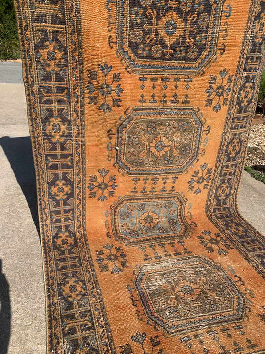 Turkish Rug 10’6 x 4’7